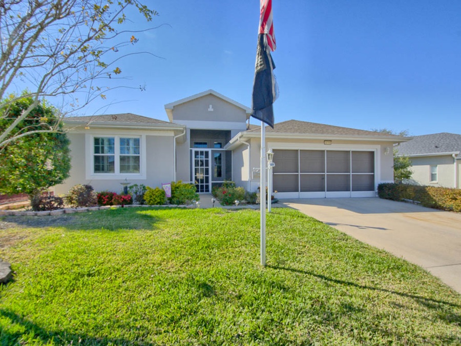 Homes for Sale Perfect for Lake County Lovers in Yalaha & Leesburg, FL